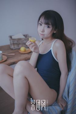 亚洲妇女撒尿6